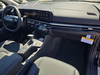 2026 Kia Sportage — photo 12 view