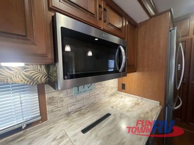 2015 Lifestyle Luxury RV Lifestyle - Photo 17