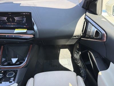 2026 BMW X3 — photo 16 view