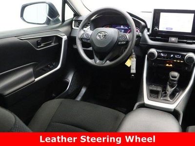 2025 Toyota RAV4 FWD - Photo 27