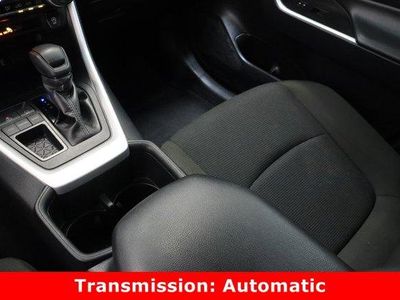 2025 Toyota RAV4 FWD - Photo 16
