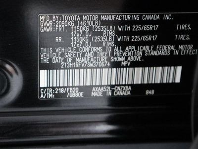 2025 Toyota RAV4 FWD - Photo 37