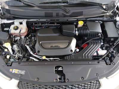 2023 Chrysler Pacifica — photo 9 view