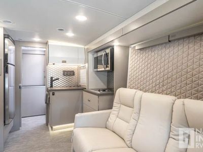 2025 Winnebago View - Photo 13