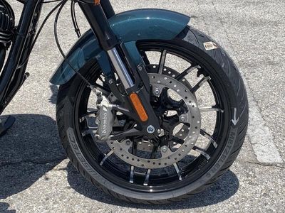 2025 Indian Motorcycle Sport Chief Cascade Green Metallic - Photo 10