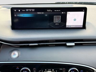 2023 Genesis GV70 - Photo 30