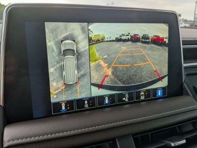 2023 Chevrolet Suburban - Photo 5