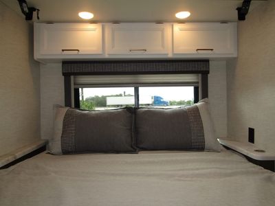 2024 Thor Motor Coach CHATEAU - Photo 16