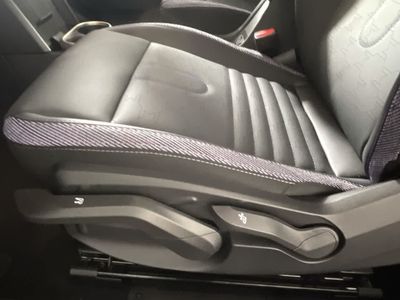 2025 MINI Hardtop 2 Door - Photo 11