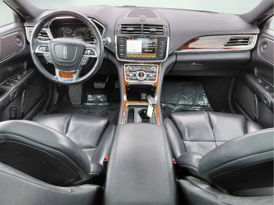2018 Lincoln Continental — side profile view