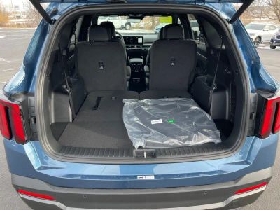 2026 Kia Sorento Hybrid - Photo 17