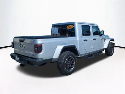 2022 Jeep Gladiator — detail view