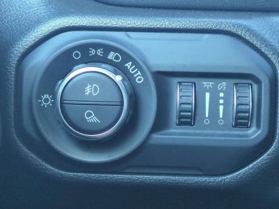 2022 Jeep Gladiator — photo 30 view