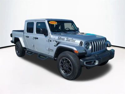 2022 Jeep Gladiator — side profile view