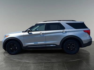 2023 Ford Explorer — detail view