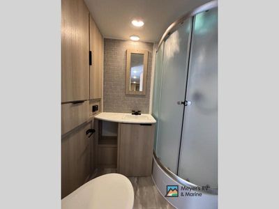 2025 Dutchmen RV Kodiak - Photo 9