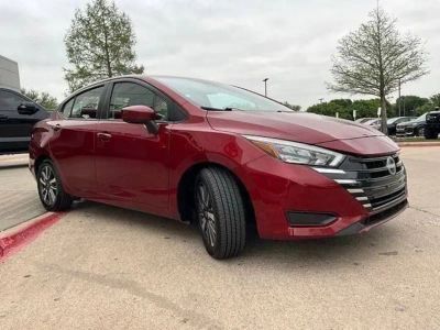 2025 Nissan Versa - Photo 2