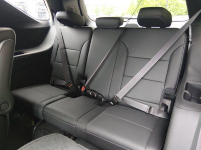 2025 Chevrolet Traverse — photo 18 view