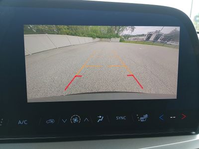 2025 Chevrolet Traverse — photo 16 view