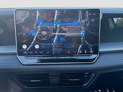 2026 Volkswagen Tiguan — photo 12 view