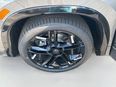 2026 Volkswagen Tiguan — photo 27 view