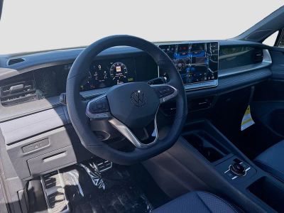 2026 Volkswagen Tiguan — photo 9 view