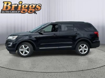 2016 Ford Explorer — rear three-quarter view