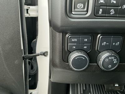 2021 Chevrolet Tahoe - Photo 8