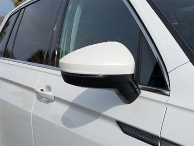2023 Volkswagen Tiguan - Photo 11