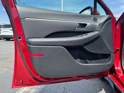 2024 Hyundai Sonata — photo 12 view