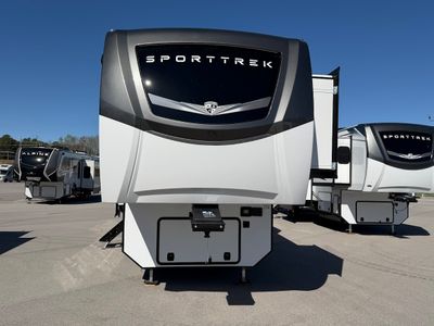 2026 Venture SportTrek 5 Touring Edition - Photo 4