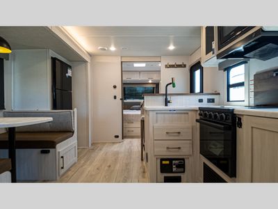 2026 Forest River RV Surveyor Legend - Photo 32
