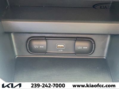 2020 Kia Soul — photo 28 view