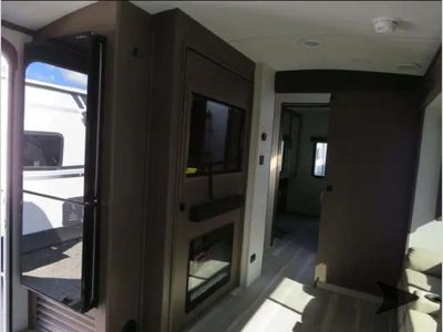 2026 Keystone RV Cougar Half-Ton - Photo 10