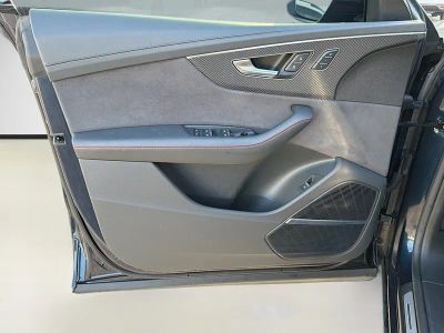 2024 Audi RS Q8 — photo 21 view