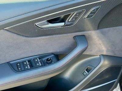 2024 Audi RS Q8 — photo 22 view