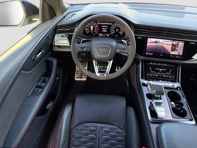 2024 Audi RS Q8 — photo 16 view