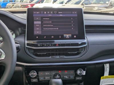 2026 Jeep Compass — photo 16 view