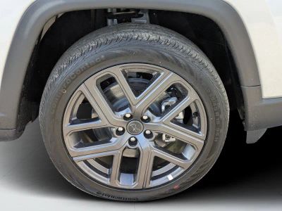 2026 Jeep Compass — photo 9 view