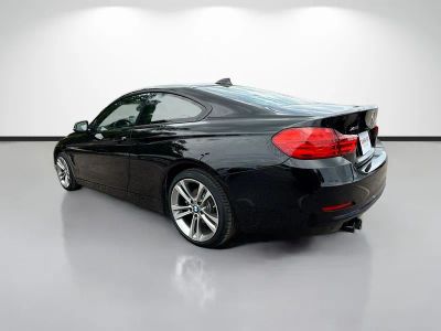 2015 BMW 4 Series — detail view