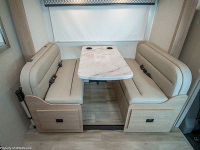 2026 Thor Motor Coach Quantum - Photo 10