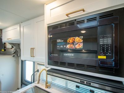 2026 Thor Motor Coach Quantum - Photo 17