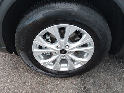 2025 Ford Escape — photo 10 view