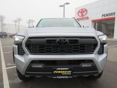 2026 Toyota Tacoma - Photo 2