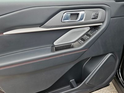 2026 Ford Explorer — photo 13 view