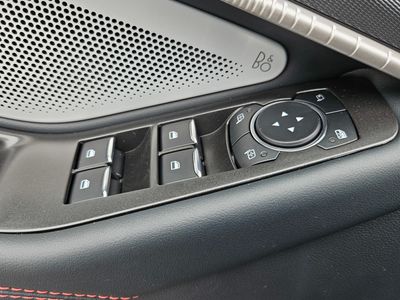 2026 Ford Explorer — photo 11 view