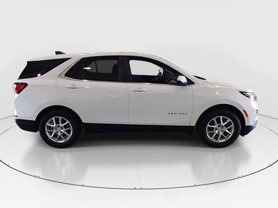 2024 Chevrolet Equinox — photo 8 view