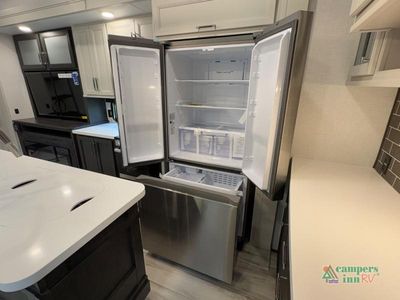 2026 Keystone RV Avalanche — photo 24 view