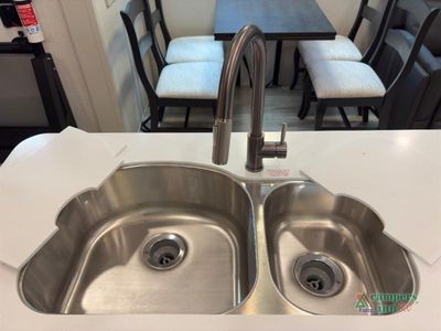 2026 Keystone RV Avalanche — photo 18 view