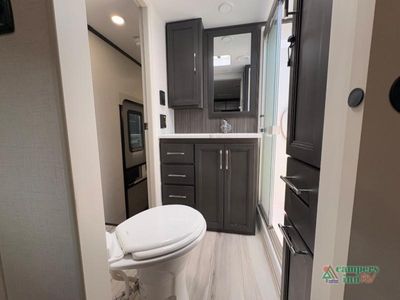 2026 Keystone RV Avalanche — photo 44 view